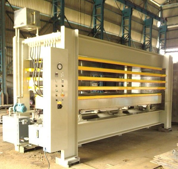 Sandwich Panel Foaming Press